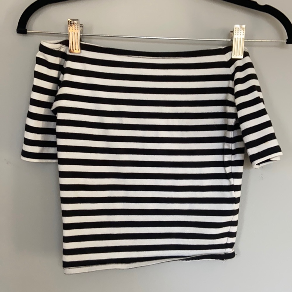 Abercrombie stripped off the shoulder crop top